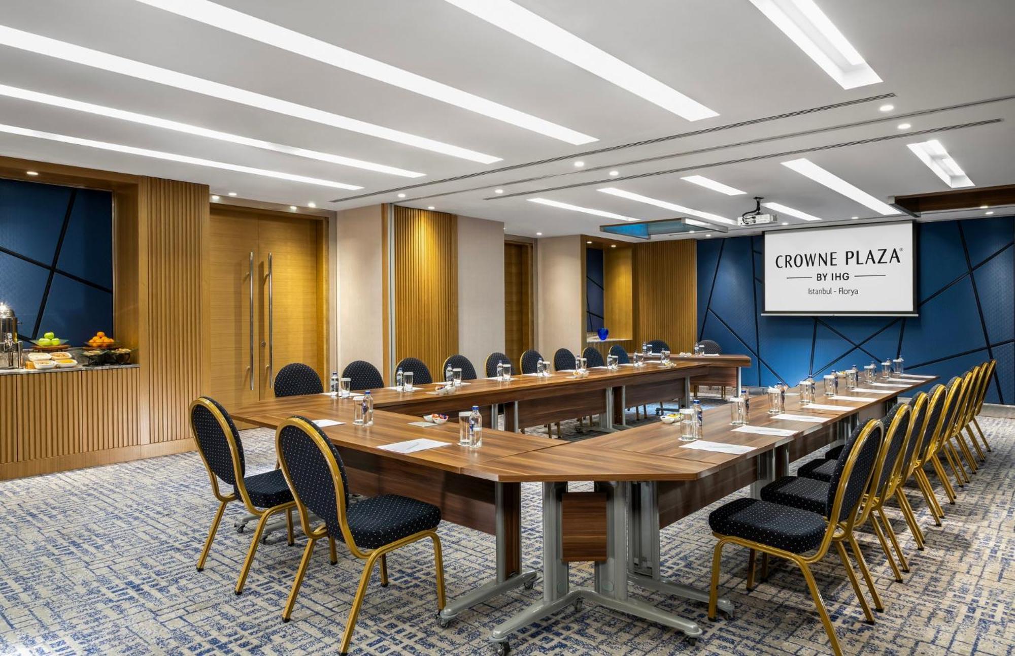 Готель Crowne Plaza Florya By Ihg Стамбул