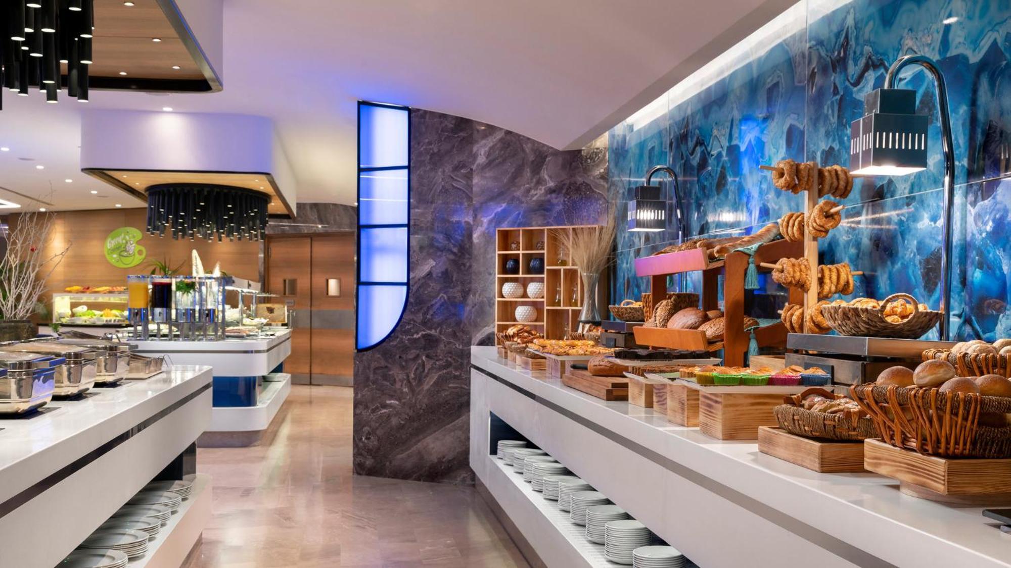 Crowne Plaza Florya By Ihg Hotel Stambuł